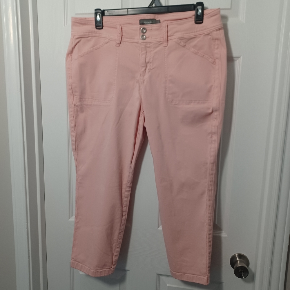 Torrid Pink Capris